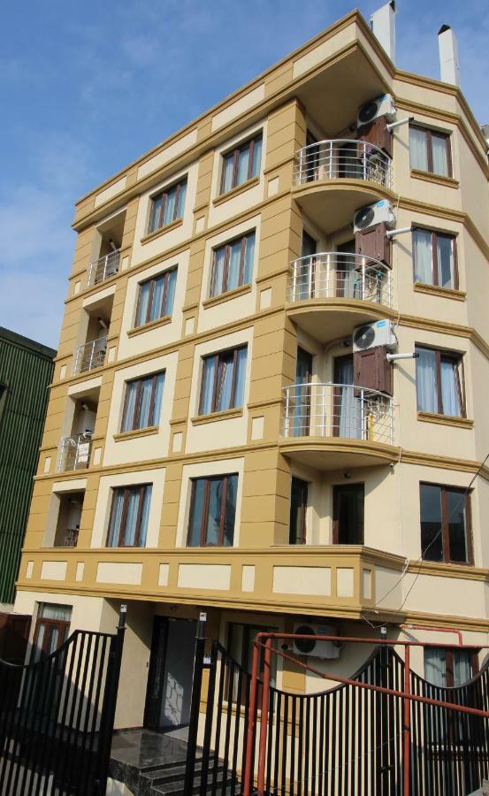 Jeal Apartments Батуми Екстериор снимка